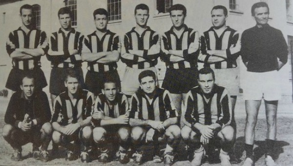 in piedi da sn: Mazzone, Masoni, Cavicchia, Baldoni, Bacci, Barchiesi, all. Collesi<br />accosciati da sn: Persico, Capelli, Di Paola, Petrocchi, Oddi